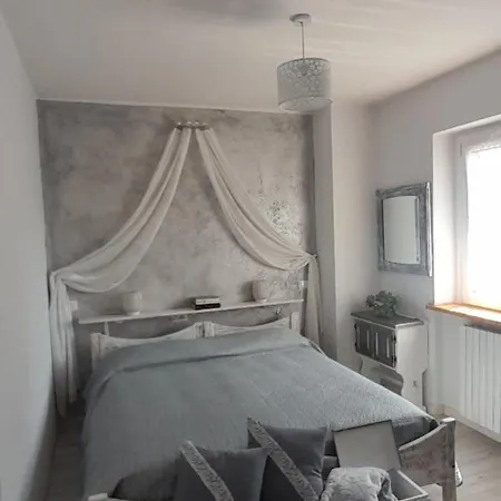 Sol Y Luna Bed & Breakfast Aviatico