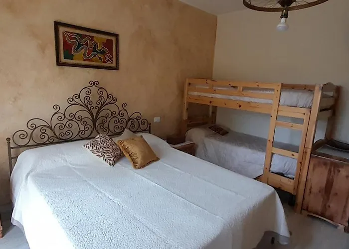 Bed and Breakfast Sol Y Luna Aviatico